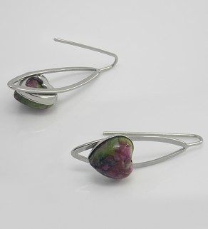 Hook Earrings Ruby in Zoisite Heart