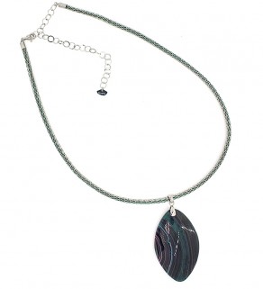 Green Agate Pendant 49x30mm with necklace