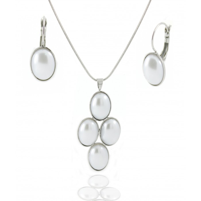 Jewelry set White Pearls
